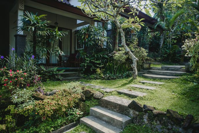 Imagen de los exteriores del Hotel Desak Putu Putra Hidden. Foto 8