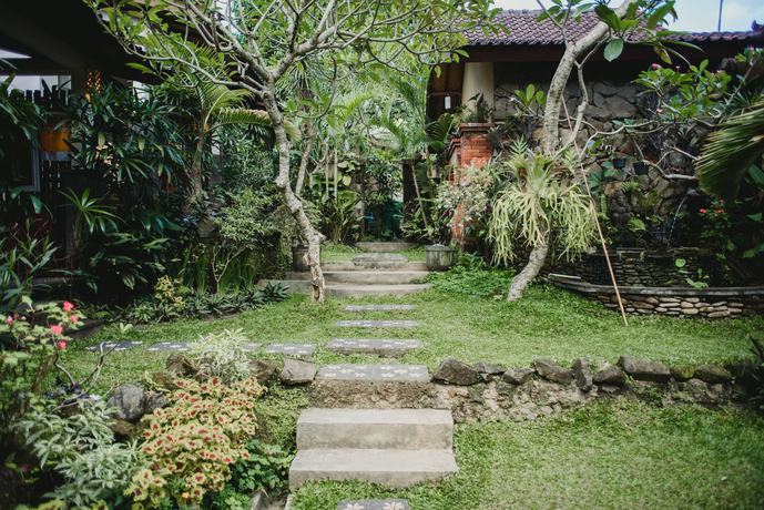 Imagen de los exteriores del Hotel Desak Putu Putra Hidden. Foto 9