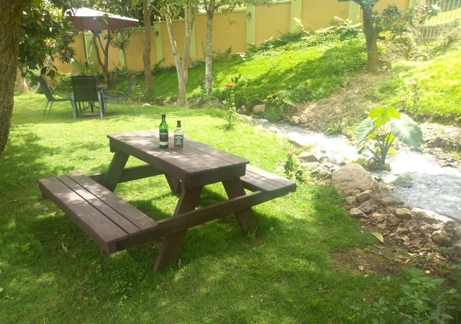 Imagen de los exteriores del Hotel Desderia. Foto 10