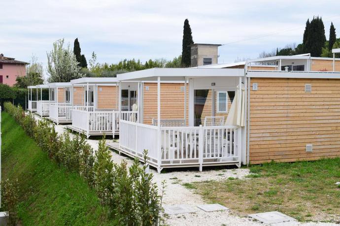 Imagen general del Hotel Desenzano Lake Village. Foto 17