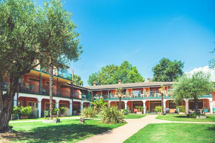 Imagen general del Hotel Desenzano Lake Village. Foto 18