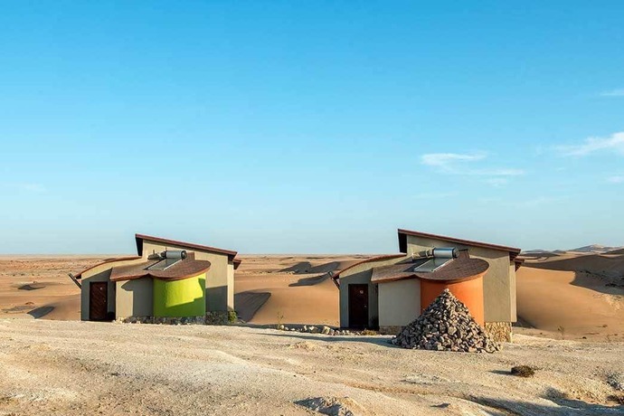 Imagen de los exteriores del Hotel Desert Breeze Lodge. Foto 9