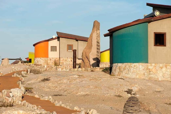 Imagen de los exteriores del Hotel Desert Breeze Lodge. Foto 16