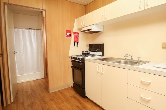 Imagen general del Hotel Desert City Holiday Park. Foto 11