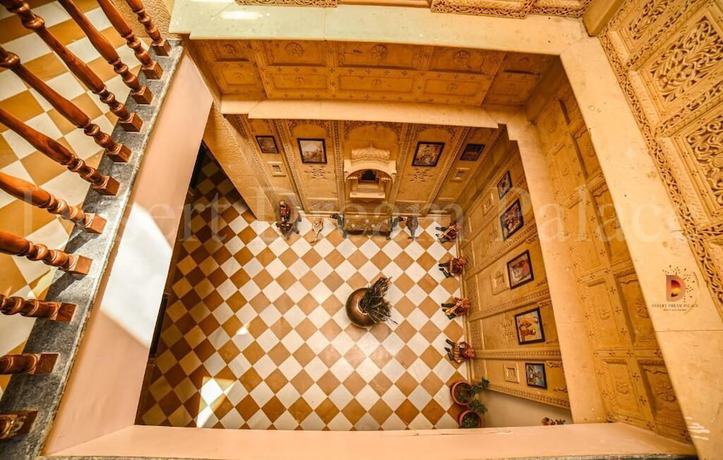 Imagen de los interiores del Hotel Desert Dream Palace. Foto 16