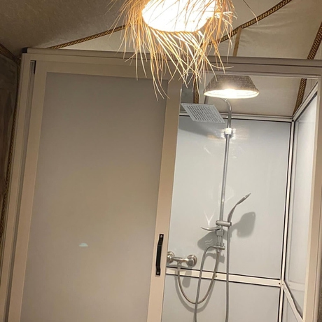 Imagen de la habitación del Hotel Desert Heart Luxury Camp. Foto 9