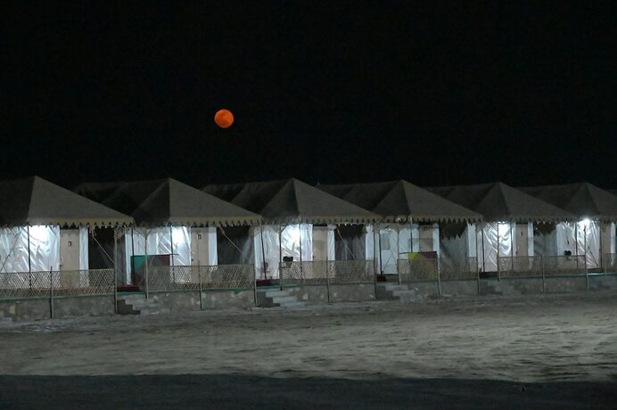 Imagen general del Hotel Desert Inn Camp. Foto 9