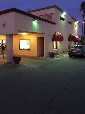 Imagen de la habitación del Hotel Desert Inn. Foto 9