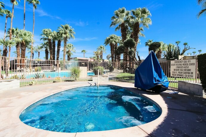 Imagen general del Hotel Desert Isle Resort By Vri Americas. Foto 4