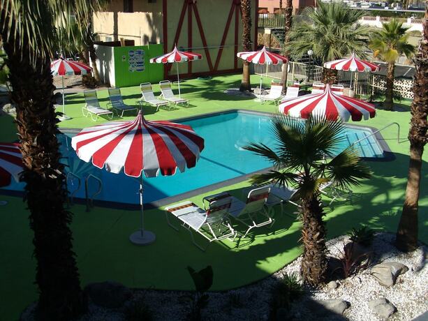 Imagen general del Hotel Desert Lodge. Foto 11