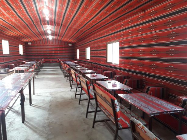 Imagen de los interiores del Hotel Desert Moon Camp. Foto 12