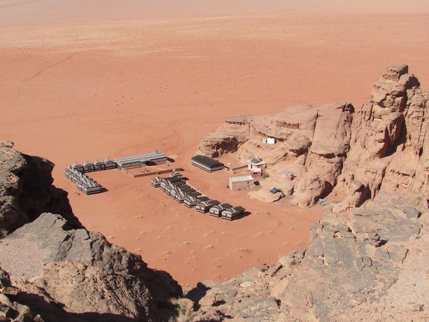 Imagen de los exteriores del Hotel Desert Moon Camp. Foto 11