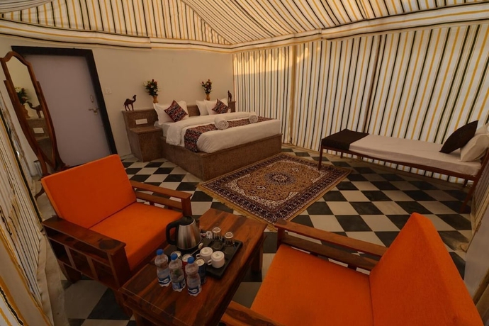 Imagen de la habitación del Hotel Desert Overnight Camp. Foto 4