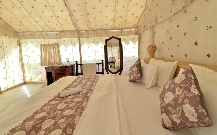 Imagen de la habitación del Hotel Desert Overnight Camp. Foto 6