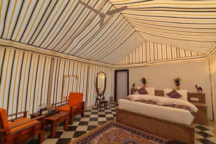 Imagen de la habitación del Hotel Desert Overnight Camp. Foto 8