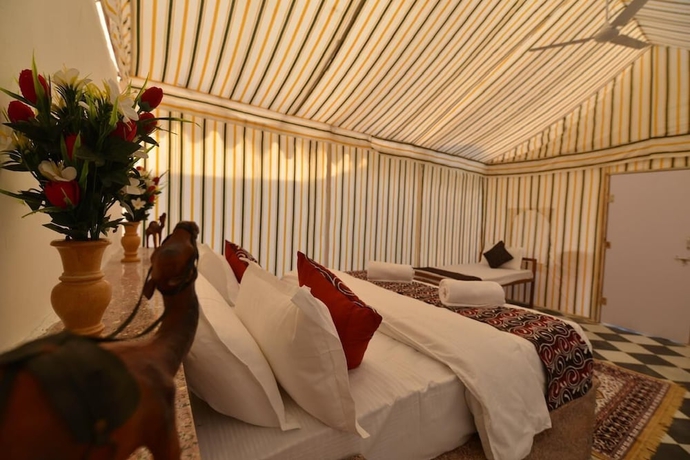 Imagen de la habitación del Hotel Desert Overnight Camp. Foto 14