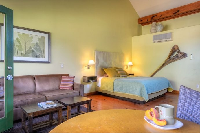 Imagen de la habitación del Hotel Desert Pearl Inn. Foto 3