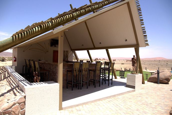 Imagen del bar/restaurante del Hotel Desert Quiver Camp. Foto 4