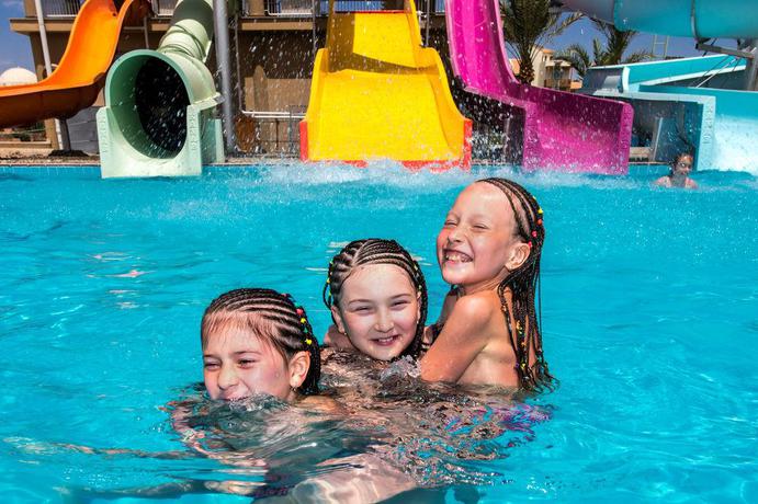 Imagen general del Hotel Desert Rose Resort. Foto 5