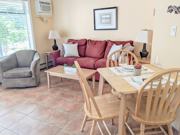Imagen general del Hotel Desert Surfside Waterfront Accommodations. Foto 10