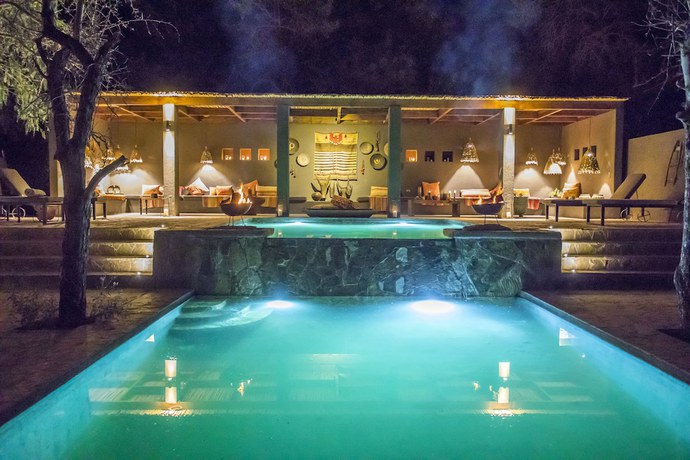 Imagen de la piscina del Hotel Desertica. Foto 18