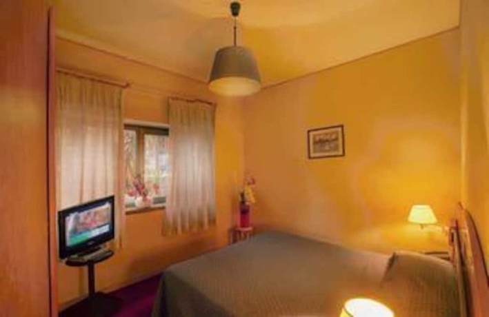 Imagen de la habitación del Hotel Desiderio. Foto 8