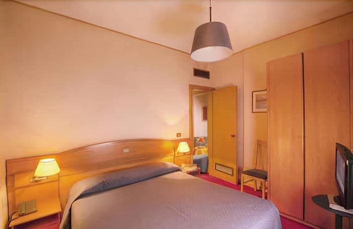 Imagen de la habitación del Hotel Desiderio. Foto 12