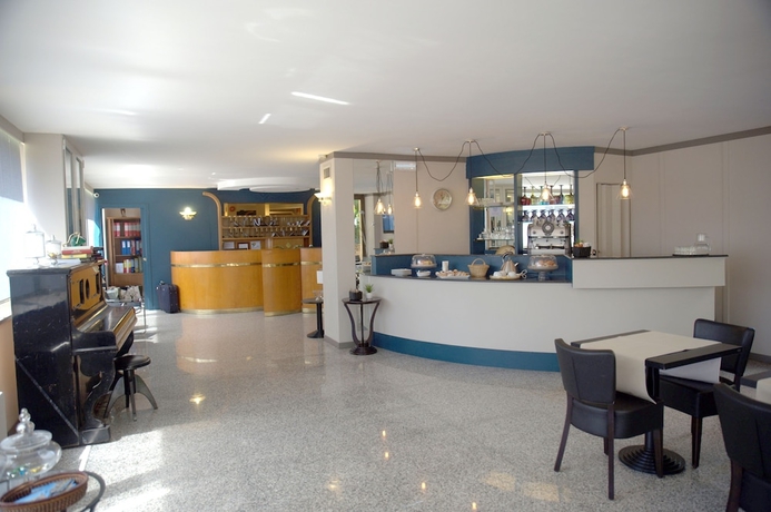 Imagen del bar/restaurante del Hotel Desiderio. Foto 4