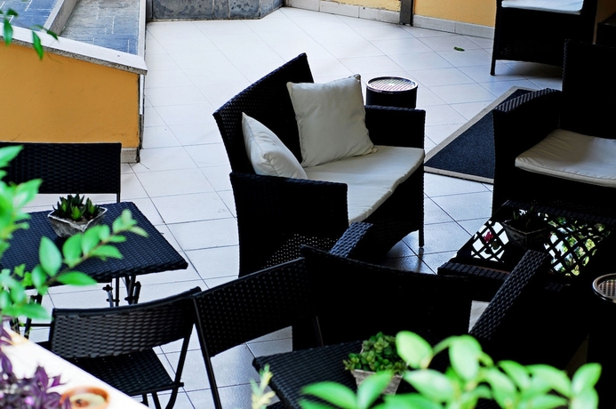 Imagen de los exteriores del Hotel Desiderio. Foto 17