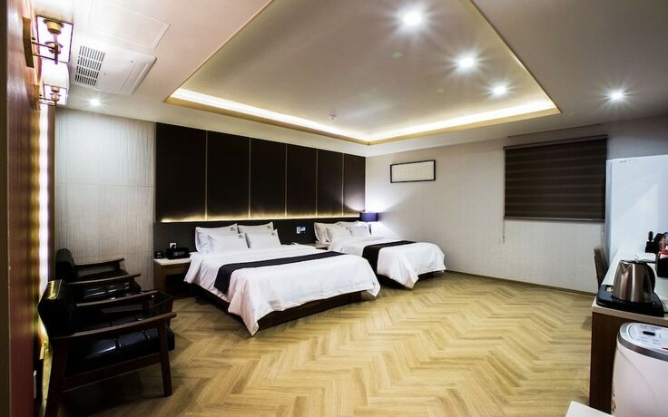 Imagen de la habitación del Hotel Design 2ne1 Jukdo Market Pohang. Foto 11