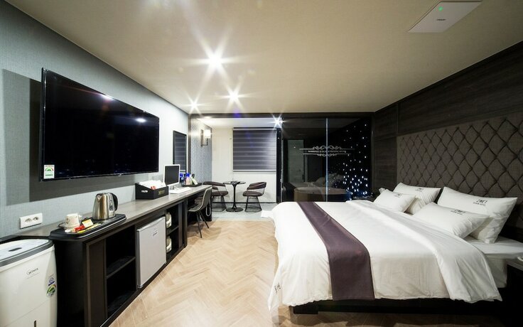 Imagen general del Hotel Design 2ne1 Jukdo Market Pohang. Foto 3