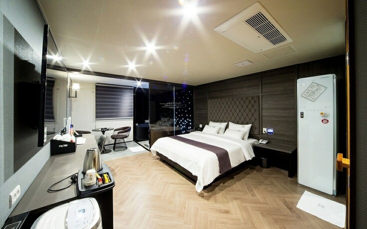 Imagen general del Hotel Design 2ne1 Jukdo Market Pohang. Foto 7