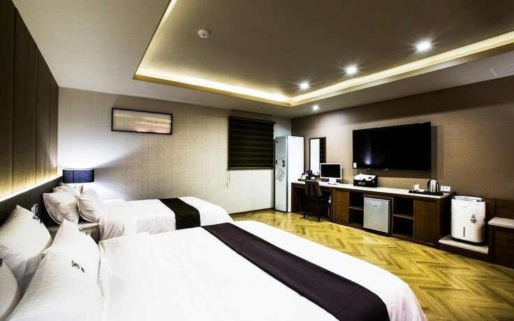 Imagen general del Hotel Design 2ne1 Jukdo Market Pohang. Foto 9