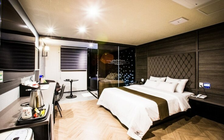 Imagen de la habitación del Hotel Design 2ne1 Jukdo Market Pohang. Foto 19