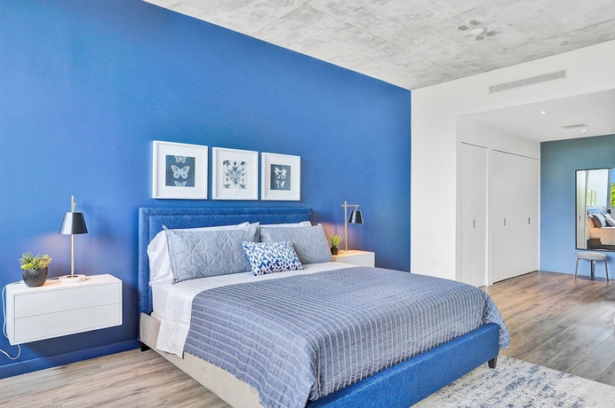 Imagen de la habitación del Hotel Design District Suites. Foto 14