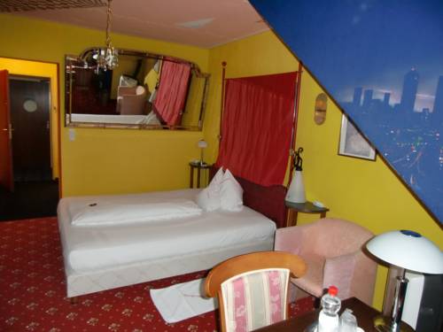 Imagen de la habitación del Hotel Design Euskirchen. Foto 6