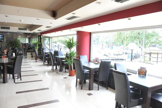 Imagen del bar/restaurante del Hotel Design Mr President. Foto 4