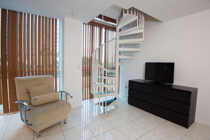 Imagen de los interiores del Hotel Design Suites Miami Beach. Foto 13