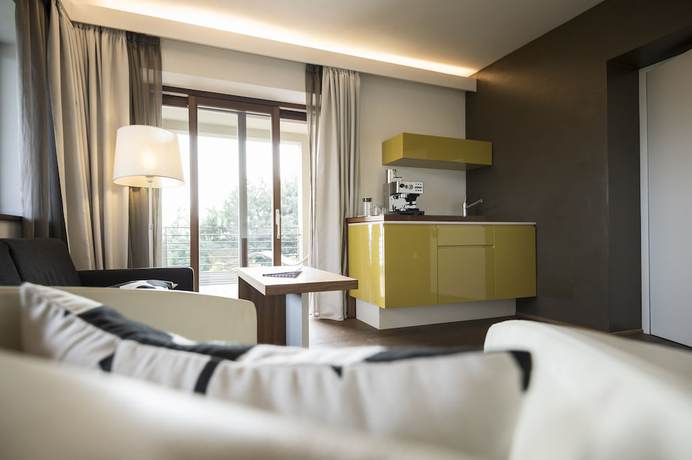 Imagen de la habitación del Hotel Designhotel Gius La Residenza. Foto 6