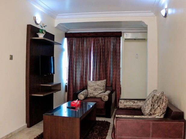 Imagen de la habitación del Hotel Desikok Royal. Foto 4