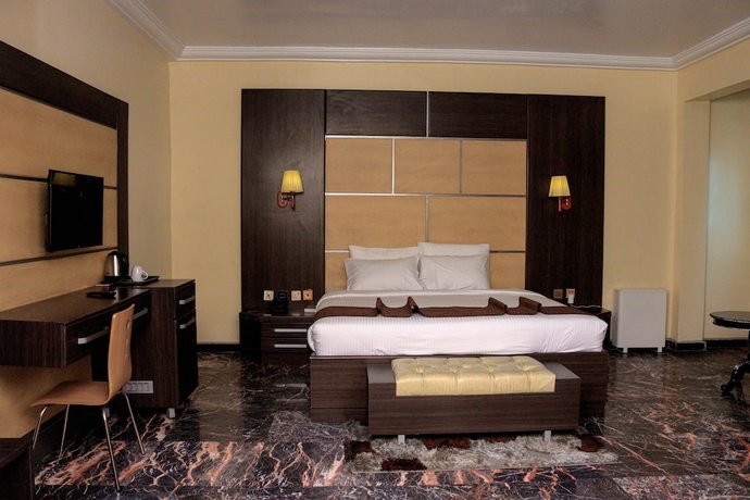 Imagen de la habitación del Hotel Desikok Royal. Foto 16