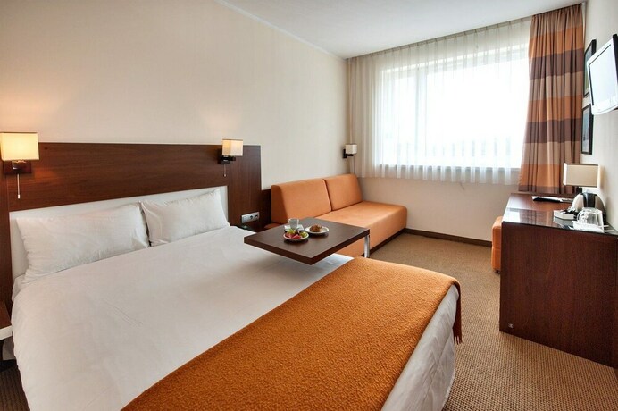 Imagen de la habitación del Hotel Desilva Inn Katowice Airport. Foto 15