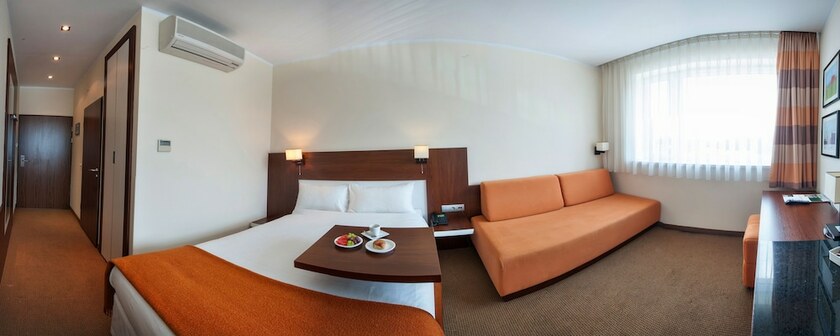 Imagen de la habitación del Hotel Desilva Inn Katowice Airport. Foto 18