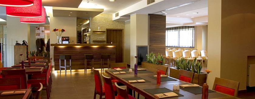 Imagen del bar/restaurante del Hotel Desilva Warszawa Piaseczno. Foto 2