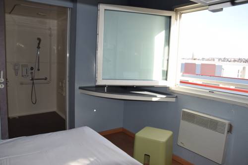 Imagen de la habitación del Hotel Desing Booking. Foto 3