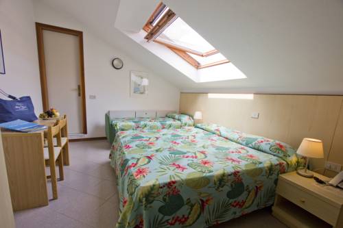 Imagen de la habitación del Hotel Desiree, Lignano Sabbiadoro. Foto 11