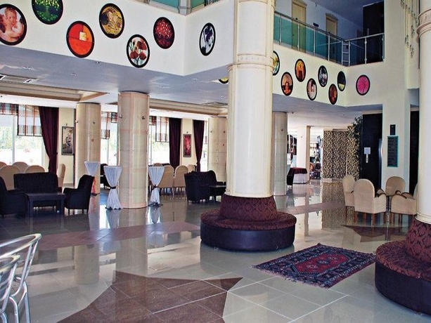 Imagen general del Hotel Desiree Resort Hotel (ex Beach). Foto 4