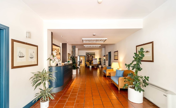 Imagen de los interiores del Hotel Desiree, Spartaia. Foto 18