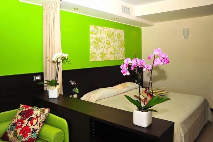 Imagen de la habitación del Hotel Desiree, Spartaia. Foto 17