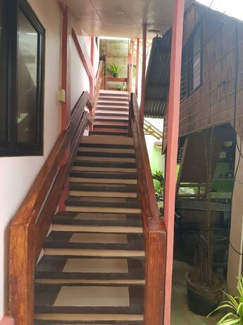 Imagen general del Hotel Desiree\'s Lodge And Transient House, Baler Aurora. Foto 6